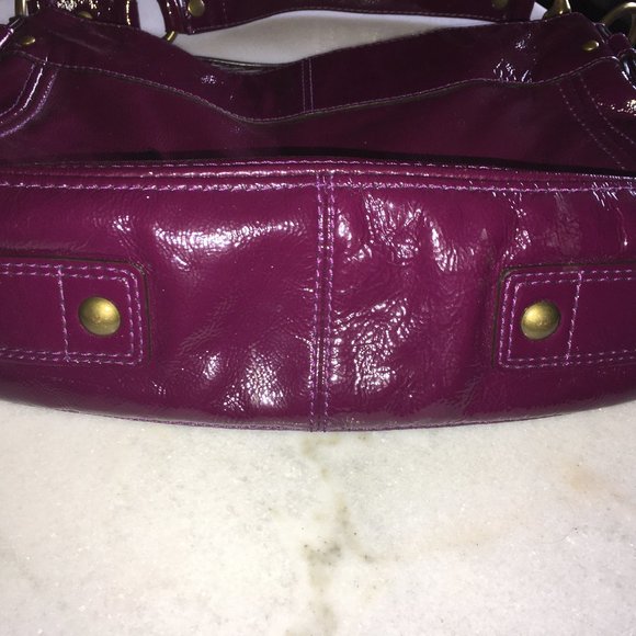 Authentic Coach patent leather plum / purple purse - Picture 9 of 13